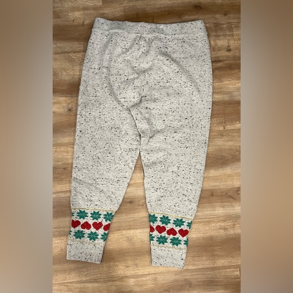 Cozy Holiday Joggers with sparkles - Picture 3 of 3